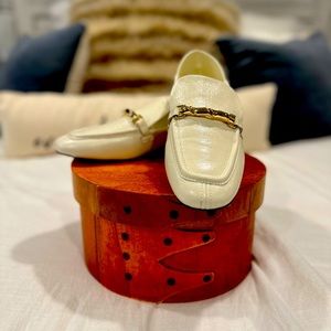 Vince Camuto Womens Perenna Leather Slip On Loafers SZ 8